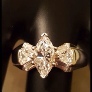 Light dancer .925 silver ring